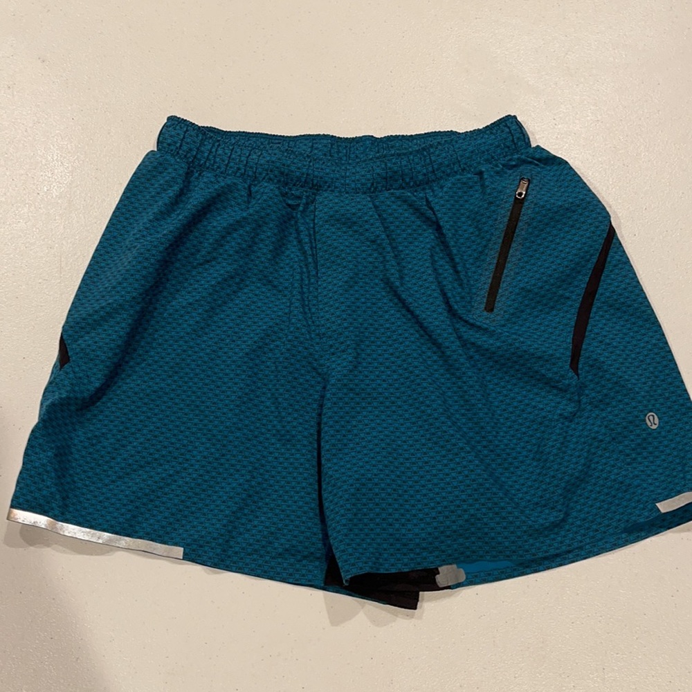 Men’s Lululemon running shorts